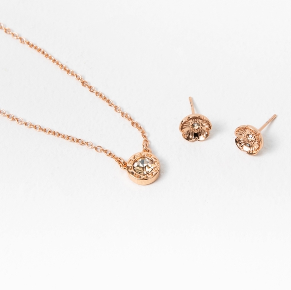 Coach Open Circle Necklace And Tea Rose Stud Set - Picture 3 of 3
